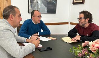 alcalde de Navalmoral de la Mata se reúne con Haerentia