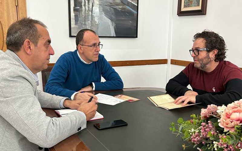 alcalde de Navalmoral de la Mata se reúne con Haerentia